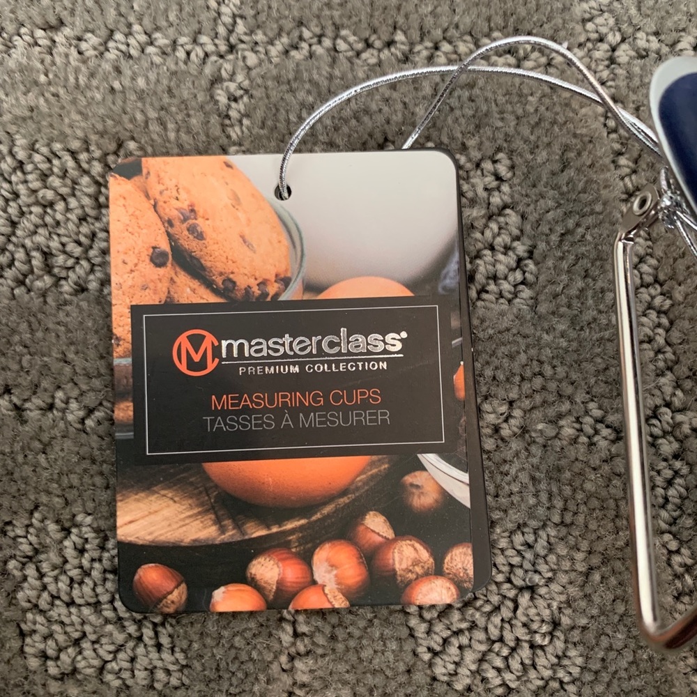 NWT Masterclass Measuring Spoons & Matching Cups - Picture 3 of 5